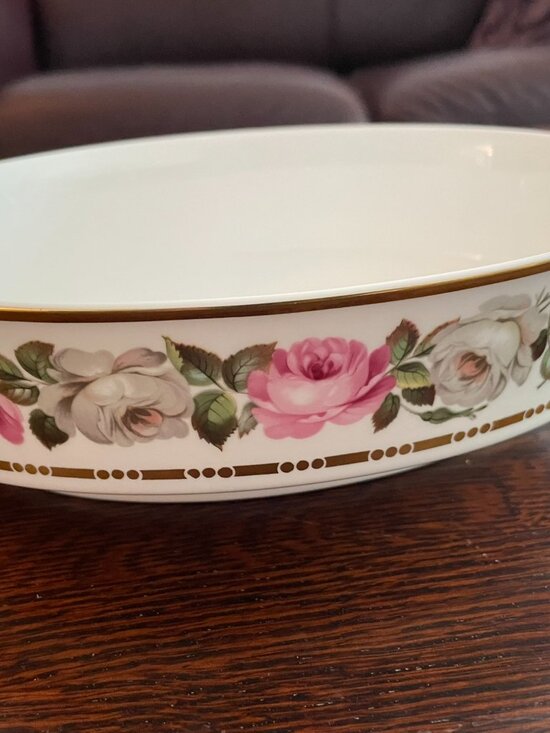 Royal Worcester Other - Royal Worcester royal garden Oval Serving Bowl 9" long in Mint.  Dot and dash.